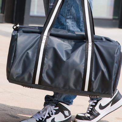 Túi du lịch thể thao nam công suất lớn cao cấp phong cách mới