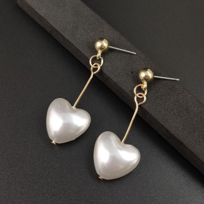 Bông tai trái tim abs đơn giản sang chảnh