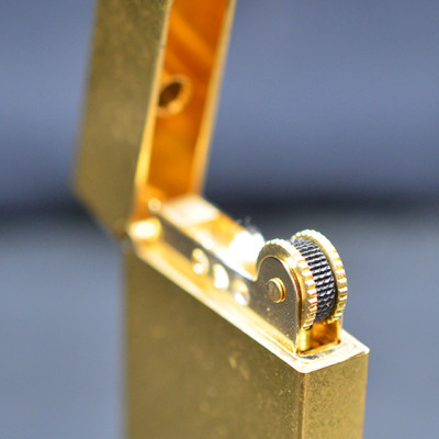 Vỏ Hột Quẹt Bật Lửa Xăng Đá Zorro Z572 Họa Tiết Nhám Đẹp Độc Lạ cao cấp - Dùng Xăng Bấc Đá