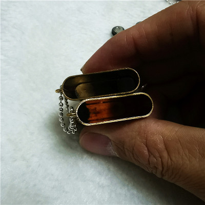 Vỏ Hột Quẹt Bật Lửa Xăng Đá Dolphin 2BX Họa Tiết Cỏ 4 Lá May Mắn Độc Đáo