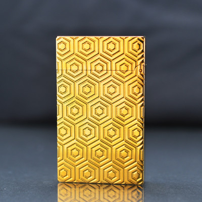 Vỏ Hột Quẹt Bật Lửa Upon D101V Họa Tiết Hoa Văn Vàng Sang Trọng - Dùng Gas Đá Cao Cấp