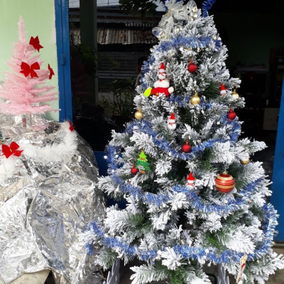 Cây thông noel 3 loại lá phủ tuyết cao 150cm - Tán dày và đẹp, cây thông chắc chắn và dể tháo lắp