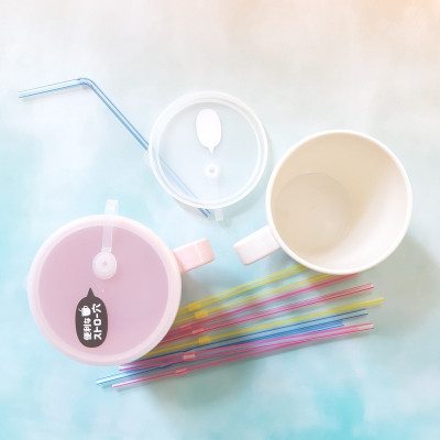 Combo 01 Khay nhựa làm đá hình người tuyết Kokubo DeLijoy + 01 Cốc nhựa uống nước nắp mềm Yamada G&B có chỗ cắm ống hút tiện lợi- Made in Japan