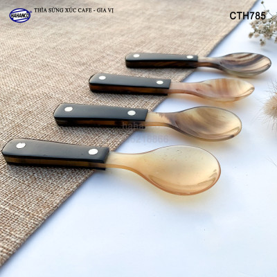 Thìa/Muỗng bằng sừng khảm 2 chấm cao cấp xuất Nhật - Xúc gia vị, cafe, deccor - An toàn cho sức khỏe - CTH785