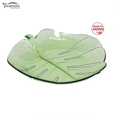 Đĩa nhựa pha lê hình chiếc lá Yamada Monstera có thiết kế trang nhã, sang trọng- nội địa Nhật Bản