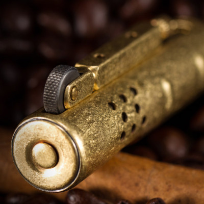 Vỏ Hộp Quẹt Bật Lửa Xăng Đá Zorro Z-529 có móc khóa thiết kế nhỏ gọn đẹp độc lạ - dùng xăng bấc đá cao cấp