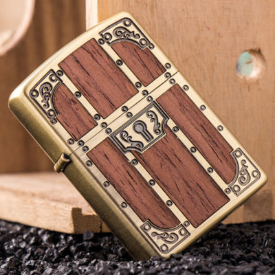 Vỏ Hột Quẹt Bật Lửa Xăng Đá Zorro Z91032 Họa Tiết Chiếc Rương - Dùng Xăng Bấc Đá Cao Cấp