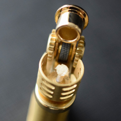 Vỏ Hột Quẹt Bật Lửa xăng đá Zorro Z588-101 thiết kế nhỏ gọn tiện dụng - dùng xăng bấc đá cao cấp