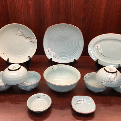 Bộ 12 Sản Phẩm Màu Xanh Ngọc Vẽ Hoa Cao Cấp Gố Bát Tràng