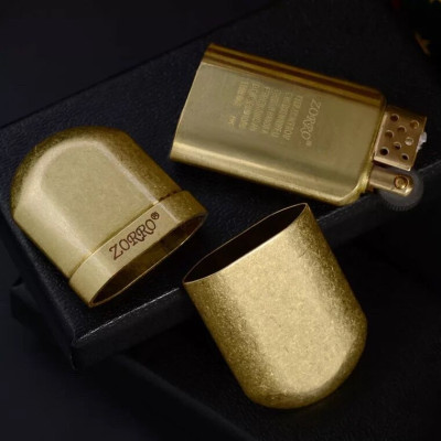 Vỏ Hột Quẹt Bật Lửa Xăng Đá Zorro Kuboy ZK516 Thiết Kế Nhỏ Gọn Đẹp Độc Lạ - Dùng Xăng Bấc Đá Cao Cấp