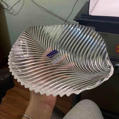 Đĩa Thuỷ Tinh Pha Lê Hình Chiếc Lá kt 24x24cm Đựng Hoa Quả Bánh Kẹo - HÀNG CHÍNH HÃNG MINIIN