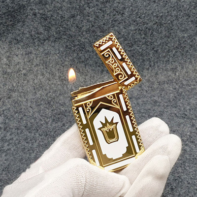 Vỏ Hột Quẹt Bật Lửa Gas Đá Upon D82V Thiết Kế Họa Tiết Sơn Mài Trắng Hoa Văn Hoàng Gia Cổ Điển Độc Đáo - Dùng Gas Đá Cao Cấp