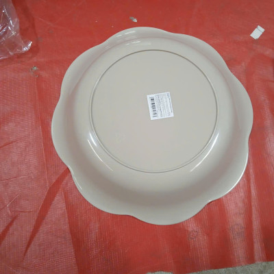 Đĩa nhựa hình cánh hoa Nakaya Flare Plate 1.7L - Hàng Nội Địa Nhật Bản