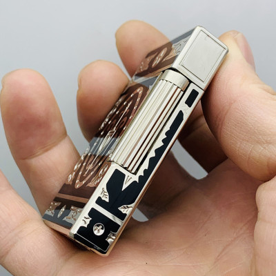 Vỏ Hột Quẹt Bật Lửa Upon D08T Họa Tiết Hoàng Gia Bạc Đen - Dùng Gas Đá Cao Cấp