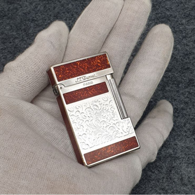 Vỏ Hột Quẹt Bật Lửa Upon D46T Họa Tiết Nền Đỏ Tuyến, Cạnh Viền Bạc Khắc Hoa Văn Sang Trọng - Dùng Ga Đá Cao Cấp