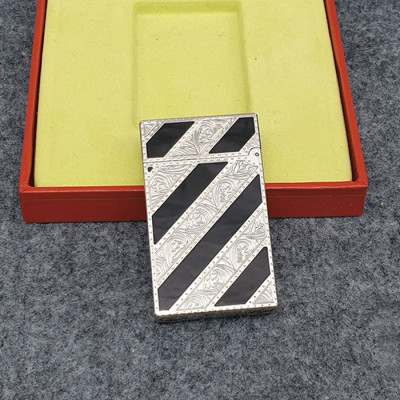 Vỏ Hột Quẹt Bật Lửa D upont D42T Họa Tiết Hoa Lá Sơn Mài Nền Đen Trắng Đối Nhau - Dùng Gas Đá Cao Cấp