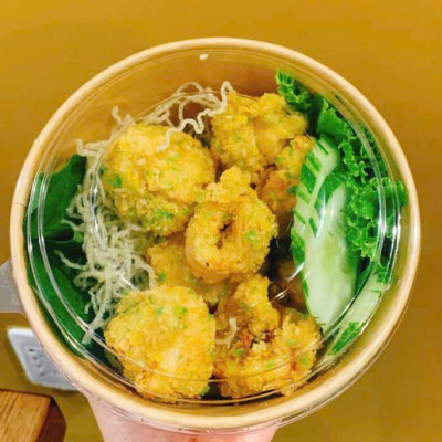 Tô giấy Kraft Salad nâu 750ml đựng thức ăn, salad, bánh bông lan có NẮP PET (PP) chịu nhiệt (set 50 cái)