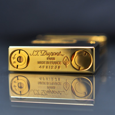 Vỏ Hột Quẹt Bật Lửa Gas Đá S.T Upon D86v Thiết Kế Họa Tiết Sơn Mài Đen In Quốc Huy Indonesia Độc Đáo - Dùng Gas Đá Cao Cấp