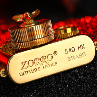 Vỏ Hột Quẹt Bật Lửa Zorro DC540 Thiết Kế Độc Lạ Với Cánh Quạt Mini Phía Trước Màu Vàng - Dùng Xăng Đá Cao Cấp