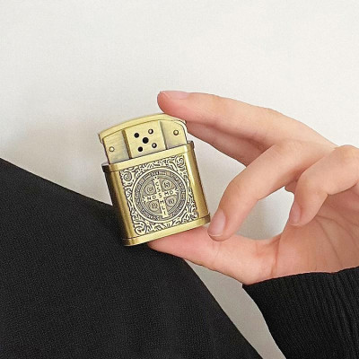 Vỏ Hột Quẹt Bật Lửa Xăng Đá X55 Giữ Xăng Tốt - Nhiều Họa Tiết