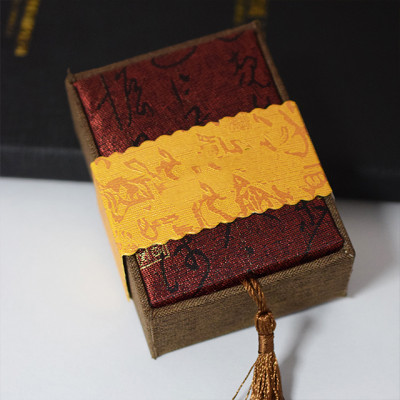 Vỏ Hột Quẹt Bật Lửa Xăng Mini Chief CF-212 Thiết Kế Họa Tiết Cổ Đẹp Độc Lạ - Dùng Xăng Bấc Đá Cao Cấp