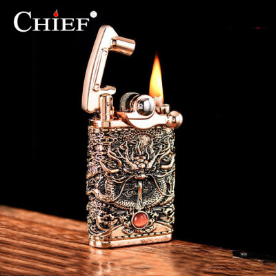 Vỏ Hột Quẹt Bật Lửa Xăng Đá Chief CF018-50 Khắc Hoa Văn Họa Tiết 3D Nổi, Đánh Đá Nhân Tạo Cao Cấp Đẹp Độc Lạ ( Màu Ngẫu Nhiên)