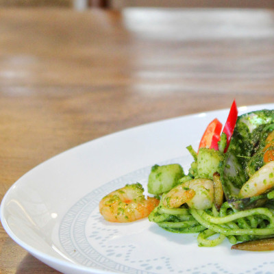 Đĩa Thủy Tinh Luminarc Diwali Geomatric Blue 19cm đựng thức ăn, cường lực, chịu nhiệt - Bộ 3 đĩa - V6537