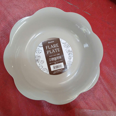 Đĩa nhựa hình cánh hoa Nakaya Flare Plate 1.7L - Hàng Nội Địa Nhật Bản