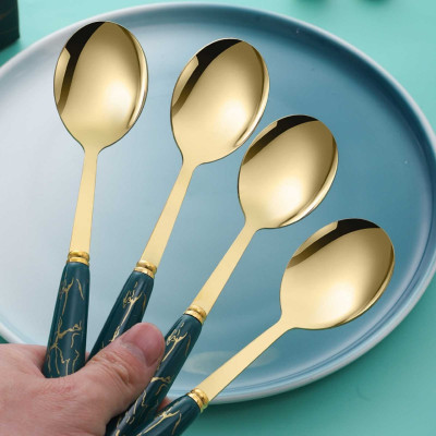 Hộp 5muỗng vân đá inox sang trọng , muỗng ăn decor , thiết kế tinh tế , kiểu dáng Tây Âu phù hợp dùng trong mọi hoàn cảnh trang trí bàn ăn rất đẹp và sang