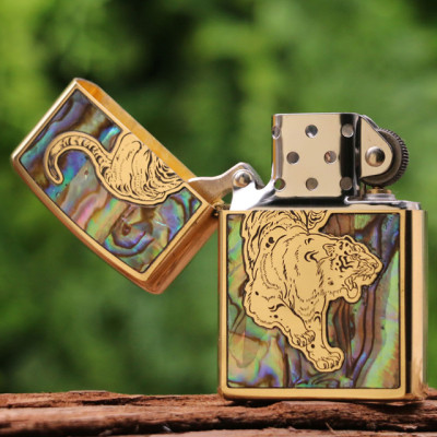 Vỏ Hột Quẹt Bật Lửa Xăng Đá Zorro Khảm Trai Hình Hổ Z91592