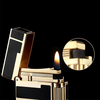 Vỏ Hột Quẹt Bật Lửa Upon Gas Đá Sơn Mài Đen D99V Họa Tiết Hoa Văn Cách Điệu Ngang Màu Vàng Đen - Dùng Gas Đá Cao Cấp