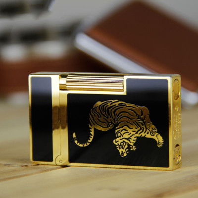 Vỏ Hột Quẹt Bật Lửa Upon Gas Đá D11V Họa Tiết Sơn Mài Khắc Hình Hổ Đẹp Độc Lạ - Dùng Gas Đá Cao Cấp