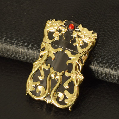 Vỏ Hột Quẹt Bật Lửa Xăng Zorro Z610-301 Thiết Kế Họa Tiết Rồng Đính Ngọc Đỏ - Dùng Xăng Bấc Đá Cao Cấp