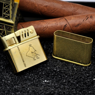 Vỏ Hột Quẹt Bật Lửa Xăng Đá Zorro Z540 thiết kế đẹp độc lạ - Dùng xăng bấc đá cao cấp