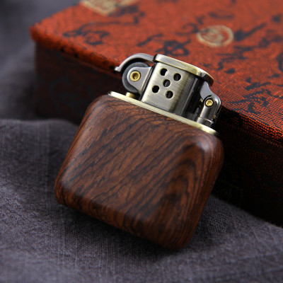 Vỏ Hột Quẹt Bật Lửa Xăng Đá Zorro Gỗ Z506G Đẹp Độc Lạ - Dùng Xăng Bấc Đá Cao Cấp