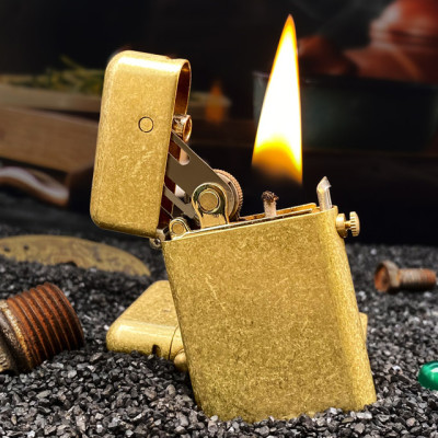 Vỏ Hột Quẹt Bật Lửa Xăng Zorro Z581 Thiết Kế Đánh Lửa Kiểu Mới - Dùng Xăng Bấc Đá Cao Cấp