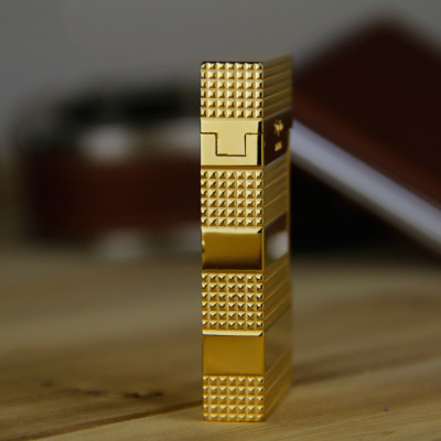 Vỏ Hột Quẹt Bật Lửa Upon D72V Sơn Mài Ánh Vàng Bóng Họa Tiết Ô Vuông Kẻ Ngang Cao Cấp