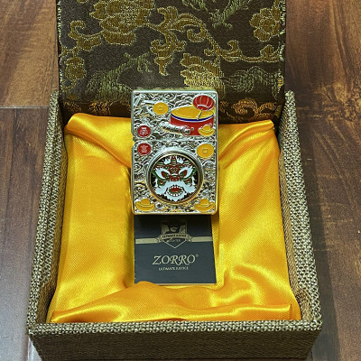 Vỏ Hột Quẹt Bật Lửa Xăng Đá Zorro Z-KJ10253C Ruột Bằng Đồng Khắc Họa Tiết Đẹp Độc Lạ