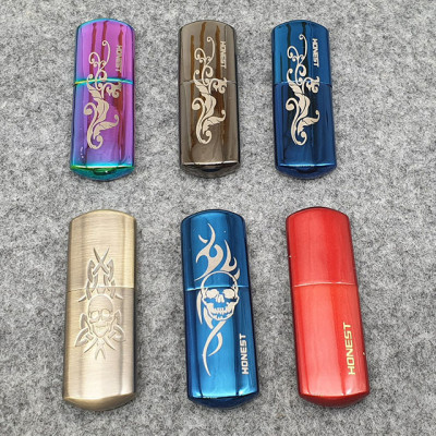 Vỏ Hột Quẹt Bật Lửa xăng đá Honest BCZ 156 thiết kế nhỏ gọn tiện dụng - dùng xăng bấc đá cao cấp ( giao màu ngẫu nhiên )