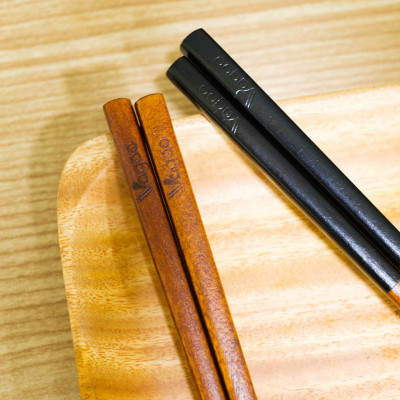 Bộ Đũa Ăn Cao Cấp Gỗ Nhãn Tự Nhiên [Nhiều Màu] - VAGOO - Làm Thủ Công Chống Thấm, Chống Ẩm Mốc, An Toàn Cho Sức Khoẻ