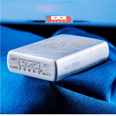 Vỏ Hột Quẹt Bật Lửa Xăng Đá Zorro Z21153 Họa Tiết Mắt Chim Đại Bàng Cực Đẹp - Mẫu Mới