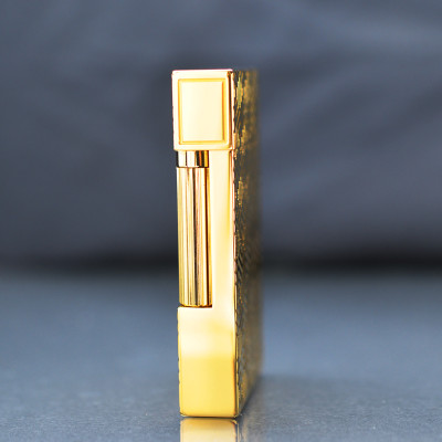 Vỏ Hột Quẹt Bật Lửa Upon D101V Họa Tiết Hoa Văn Vàng Sang Trọng - Dùng Gas Đá Cao Cấp