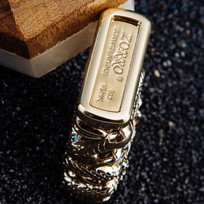 Vỏ Hột Quẹt Bật Lửa Xăng Đá Zorro Z91299A Thiết Kế Họa Tiết Rồng Quận 4 Mặt Ôm Ngọc Đỏ May Mắn -KHÔNG XĂNG