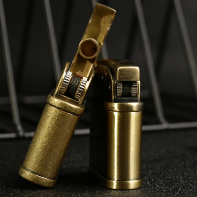 Vỏ Hột Quẹt Bật Lửa Xăng Đá Dolphin HY683 Thiết Kế Độc Lạ Sang Trọng Màu Vàng - Dùng Xăng Bấc Đá Cao Cấp