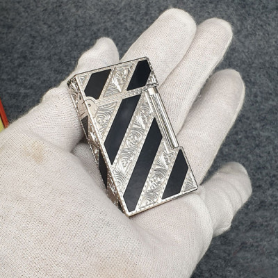 Vỏ Hột Quẹt Bật Lửa D upont D42T Họa Tiết Hoa Lá Sơn Mài Nền Đen Trắng Đối Nhau - Dùng Gas Đá Cao Cấp