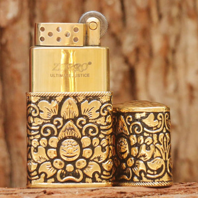 Vỏ Hột Quẹt Bật Lửa Xăng Đá Zorro Z531 Thiết Kế Nhỏ Gọn Tiện Lợi Họa Tiết Hoa Văn - Dùng Xăng Bấc Đá Cao Cấp