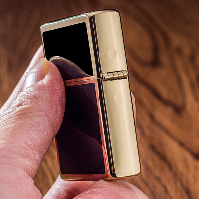 Vỏ Hột Quẹt Bật Lửa Xăng Đá Zorro Z6007 Họa Tiết Sơn Đen Viền Vàng Bạc - Dùng Xăng Bấc Đá Cao Cấp