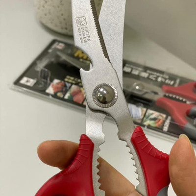 Combo cây kéo cắt gà cao cấp Nikken Mate + 2 búi cọ xoong nồi 30g - made in Japan