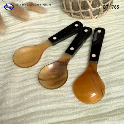 Thìa/Muỗng bằng sừng khảm 2 chấm cao cấp xuất Nhật - Xúc gia vị, cafe, deccor - An toàn cho sức khỏe - CTH785