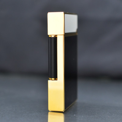 Vỏ hộp quẹt bật lửa ga đá sơn mài đen viền vàng D-199V